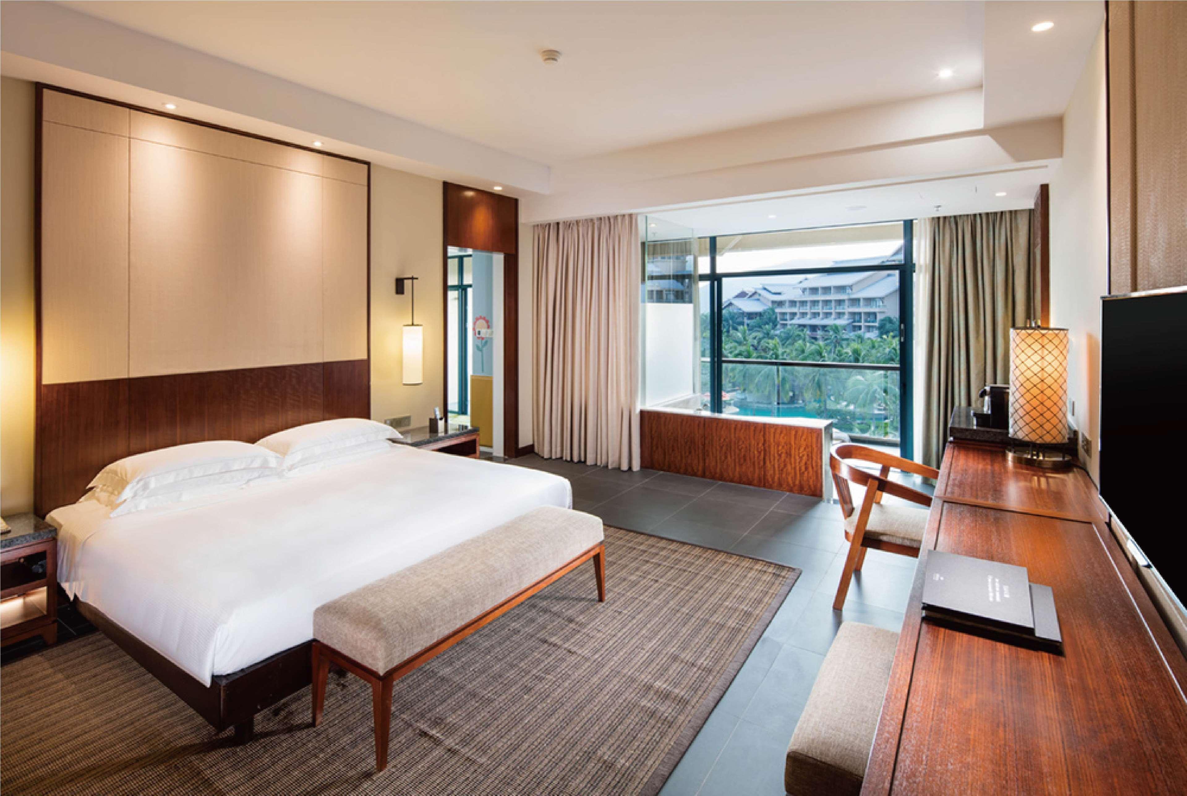 Hilton Sanya Yalong Bay Resort & Spa Buitenkant foto