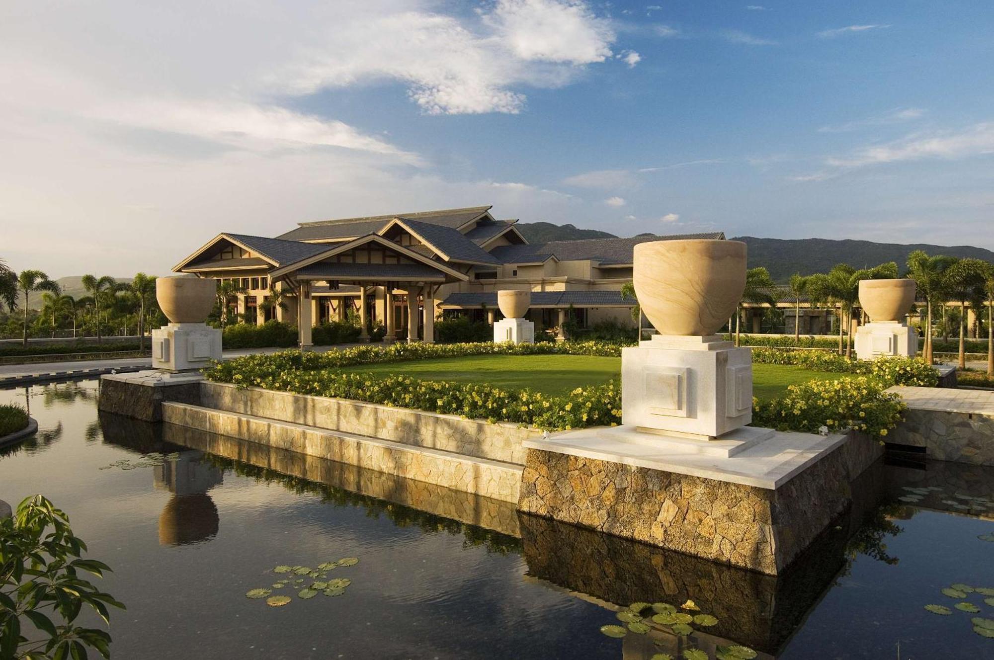 Hilton Sanya Yalong Bay Resort & Spa Buitenkant foto